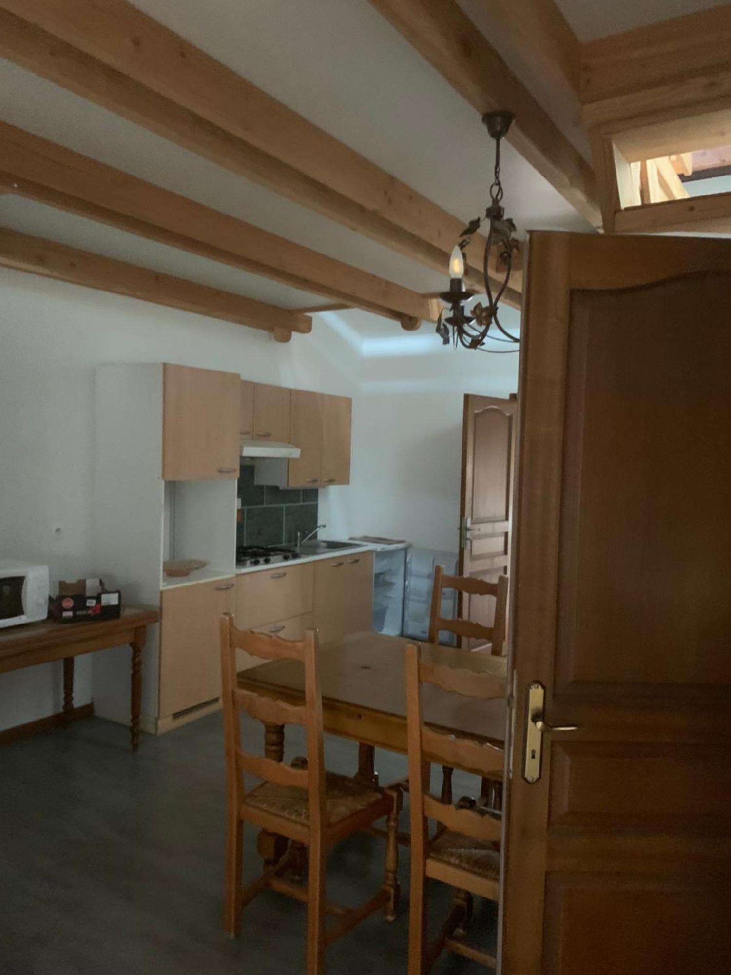 Cedric Hotel Bassy Kültér fotó